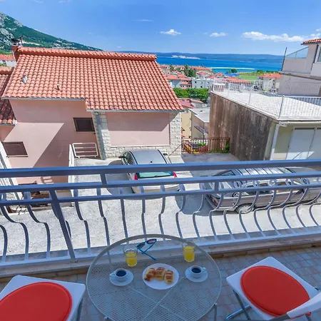 Adrian Apartman *