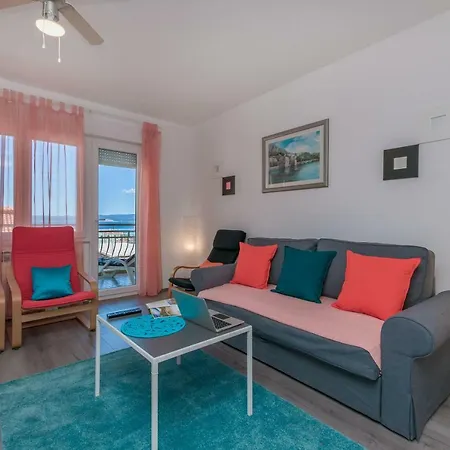 Apartamento Adrian Omiš