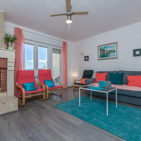 Apartman Adrian Omiš